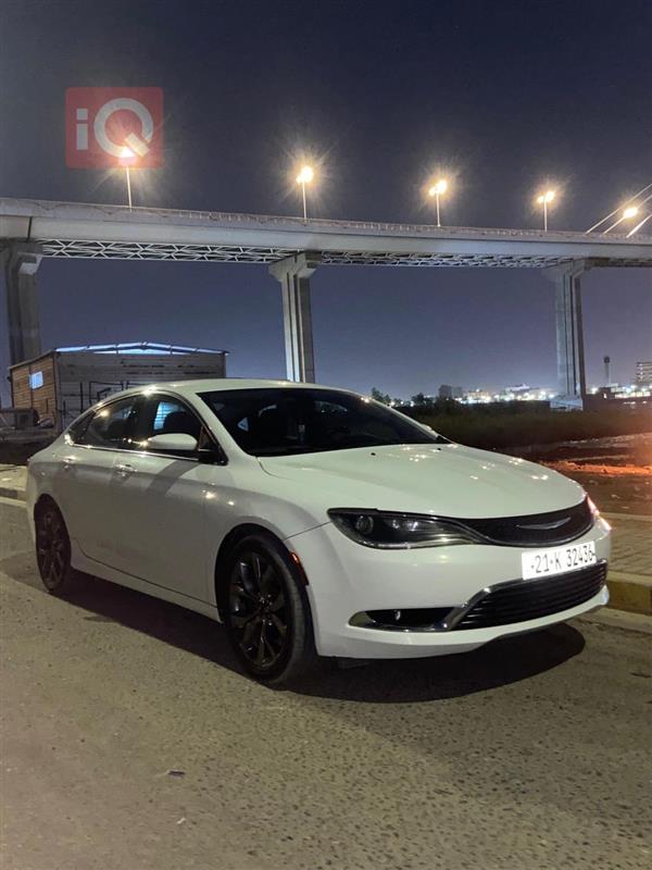 Chrysler 200 2016 for sale in Iraq - Abu Al-Khaseeb
